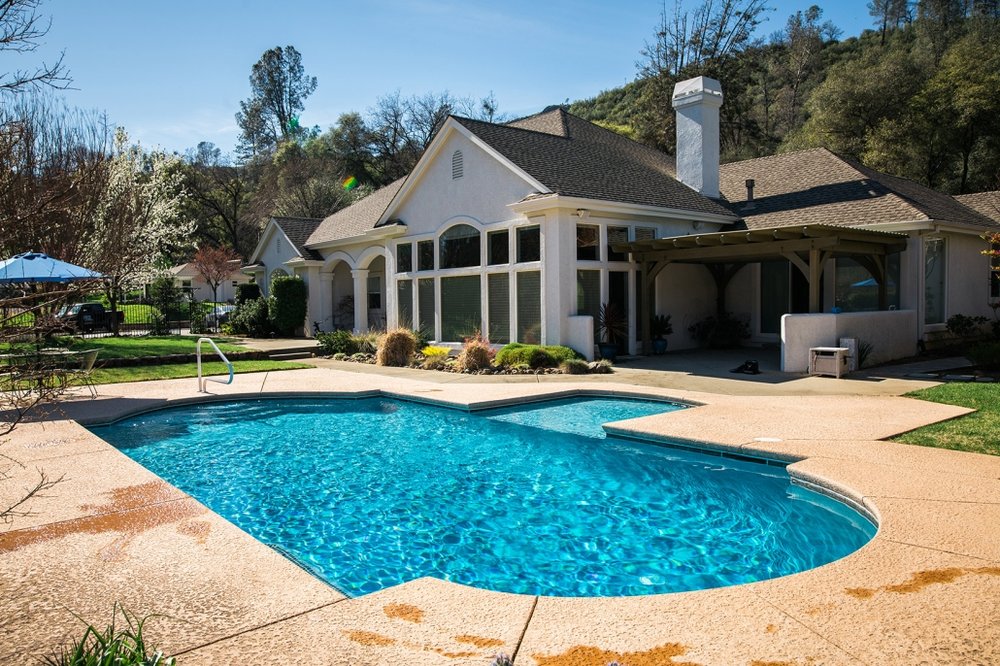 SIERRA POOL SERVICE