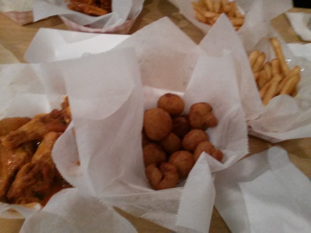 Woody’s Wings 59 Reviews Chicken Wings 700 S Buckley Rd Aurora