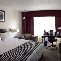 Sandman Hotel Calgary City Centre 34 Photos 27 Reviews Hotels Sandman Hotel Calgary City Centre 34 Photos 27 Reviews Hotels 888 7 Avenue Sw Ab Phone Number Yelp