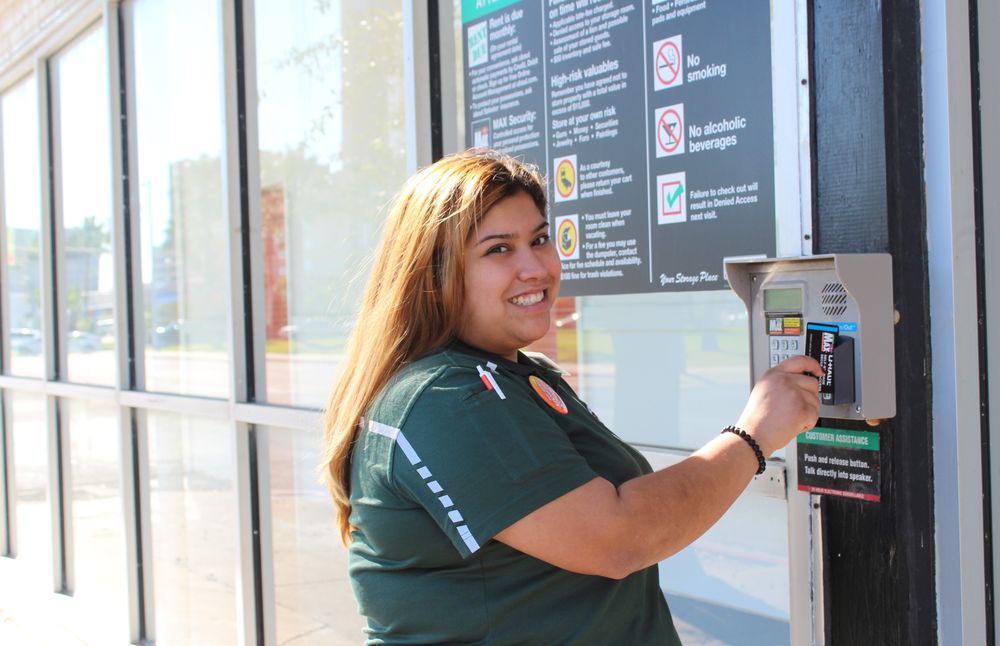 U-Haul Moving & Storage at N Chaparral