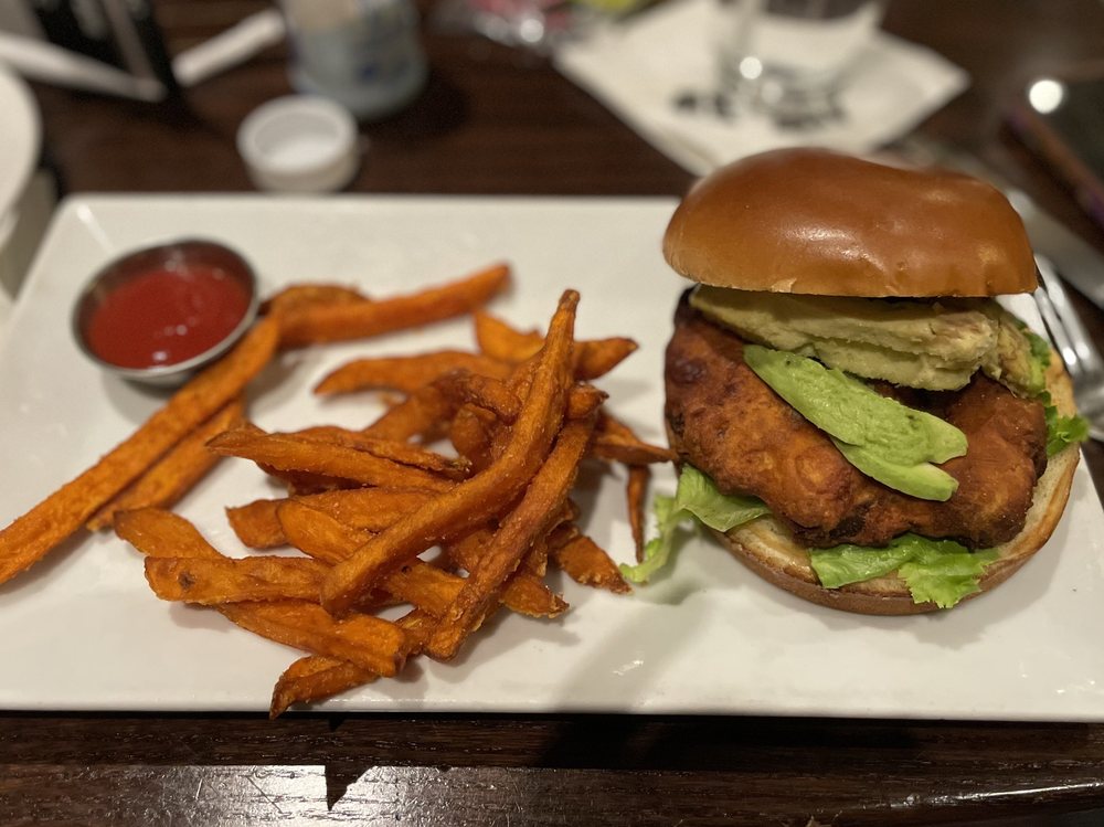 Wood-n-Tap Bar & Grill-Wallingford