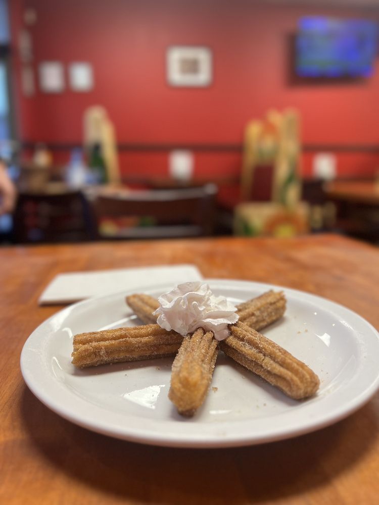 Mandiles Mexican Grill