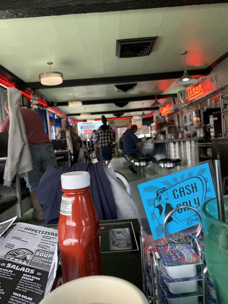 Summit Diner