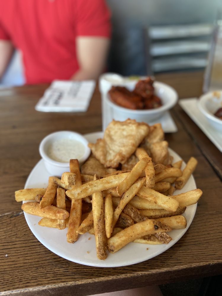 Schmizza Public House