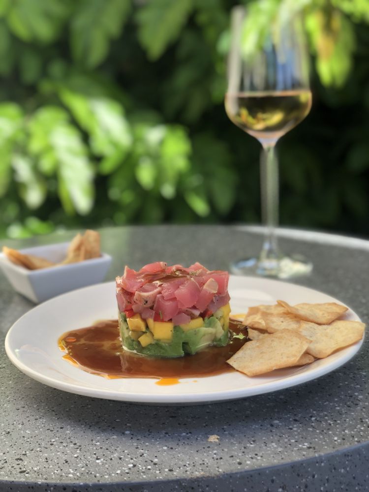 Bacchus Bar & Bistro