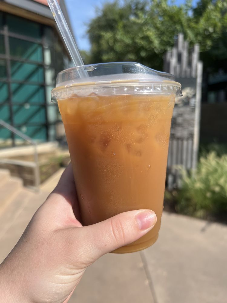 Houndstooth Coffee - Walnut Hill