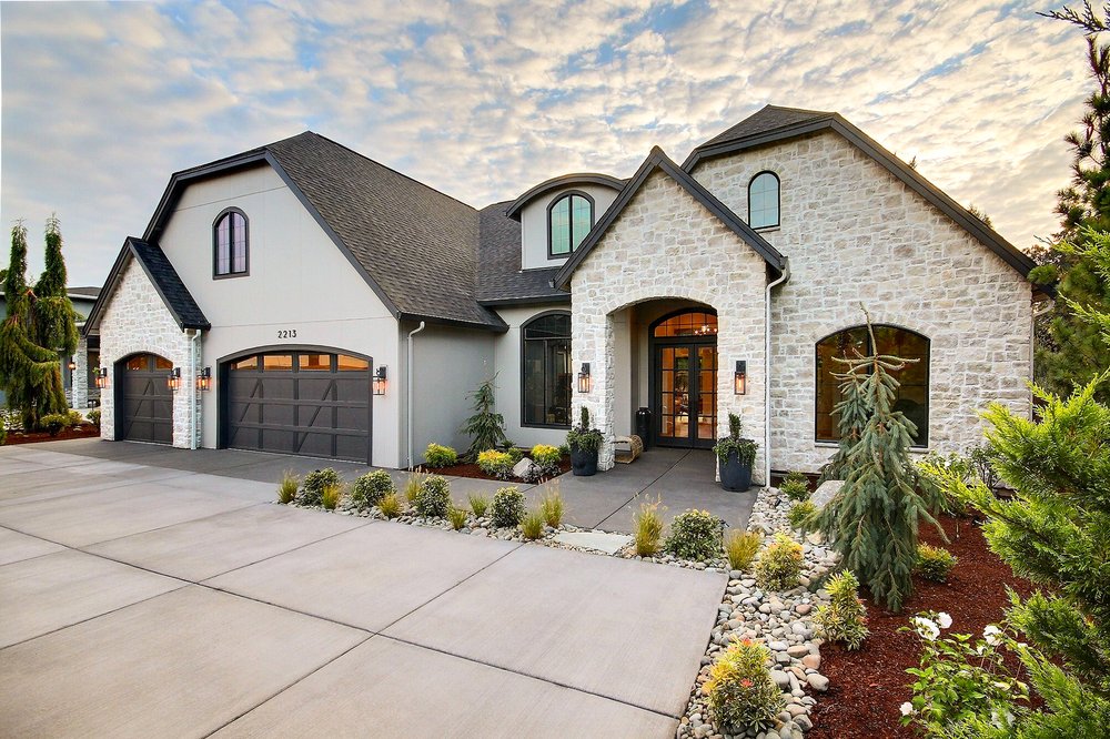 Straightline Exteriors