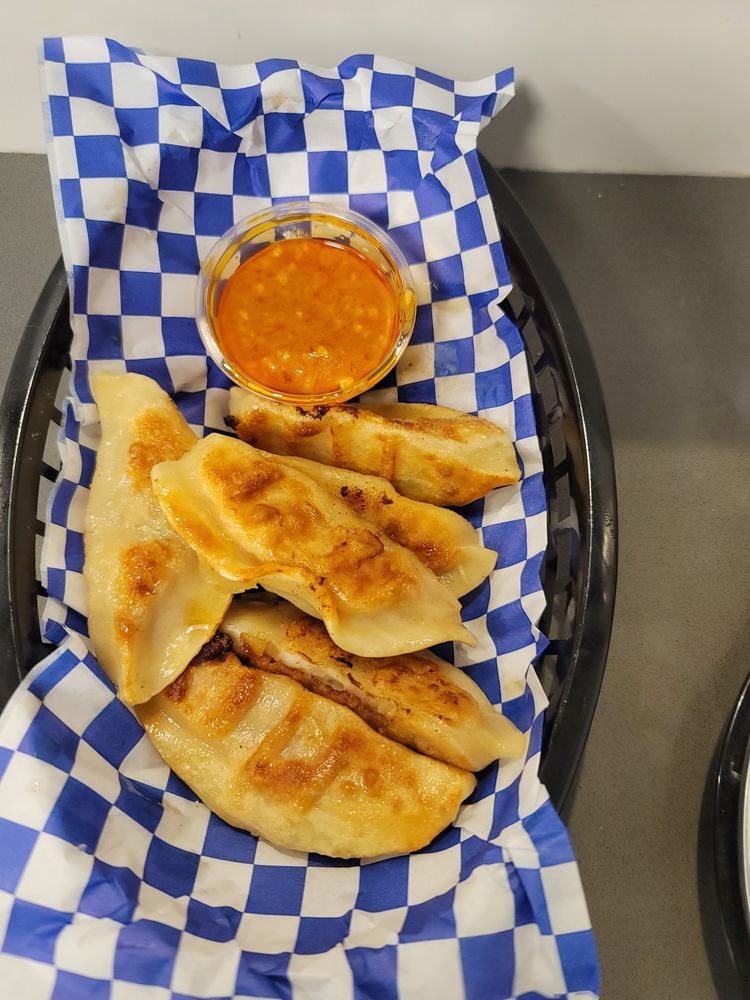 Rockin Gyoza