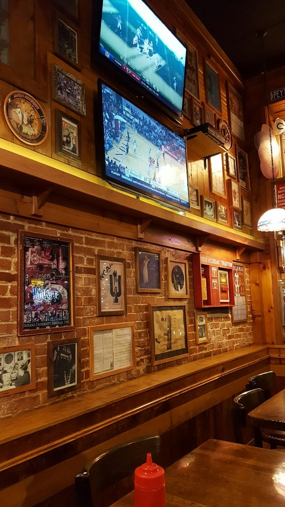 Buffa Louie’s 58 Photos & 136 Reviews Chicken Wings 114 S Indiana Ave, Bloomington, IN