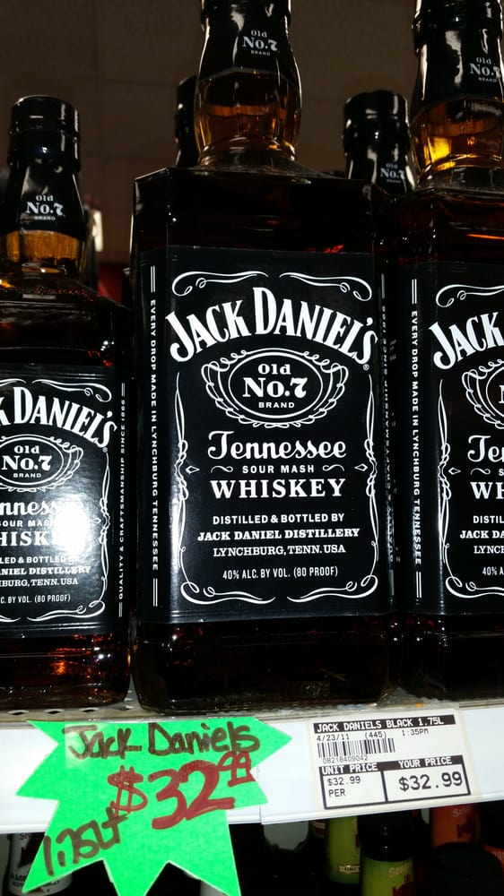 Quarters Discount Liquors 10 Reviews Beer, Wine & Spirits 4516