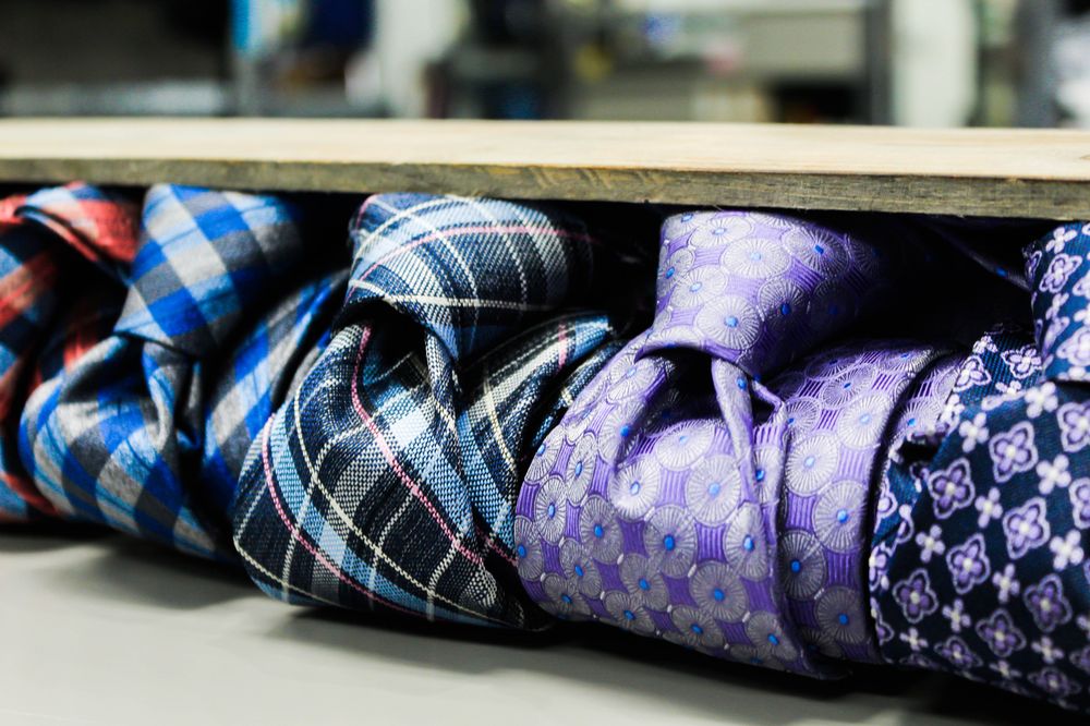 Manno Clothing & Tailoring 52 Photos & 15 Reviews Shoe Stores