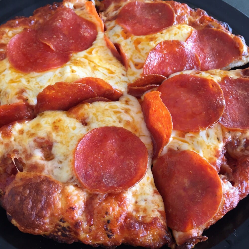 Personal Pan Size Pepperoni And Cheese Yelp Photo Of Round Table Glendora Ca United States Personal Pan Size