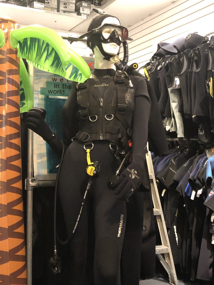 Pan Aqua Diving