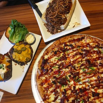 Restaurants Near Novi Mi Best Northville Mi United States Bbq En Pizza Center Street Grille 56 Photos 80 Reviews Sports Bars 135