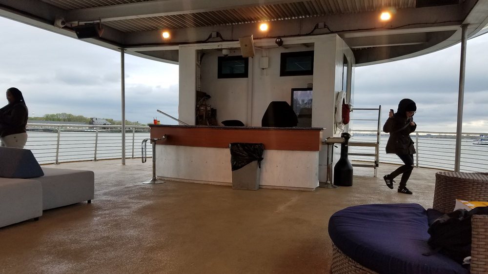 Hornblower Cruises And Events - Pier 15
