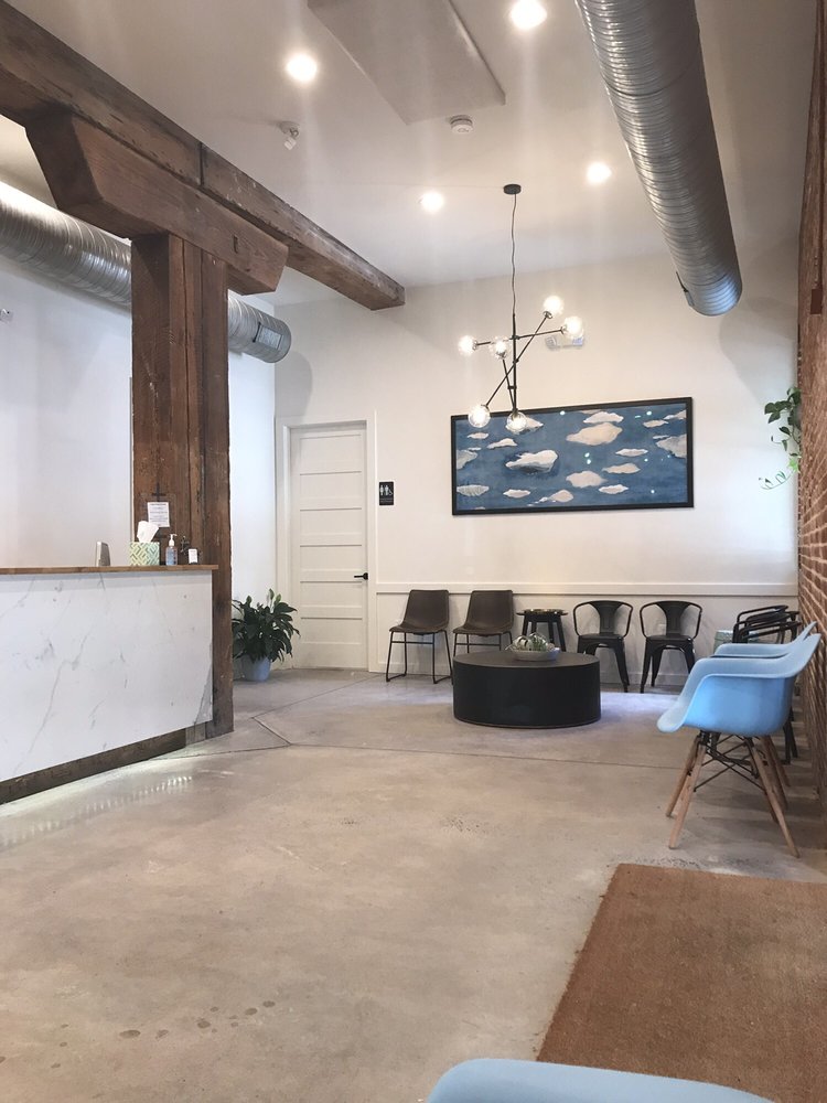 image of business Fells Point Dental