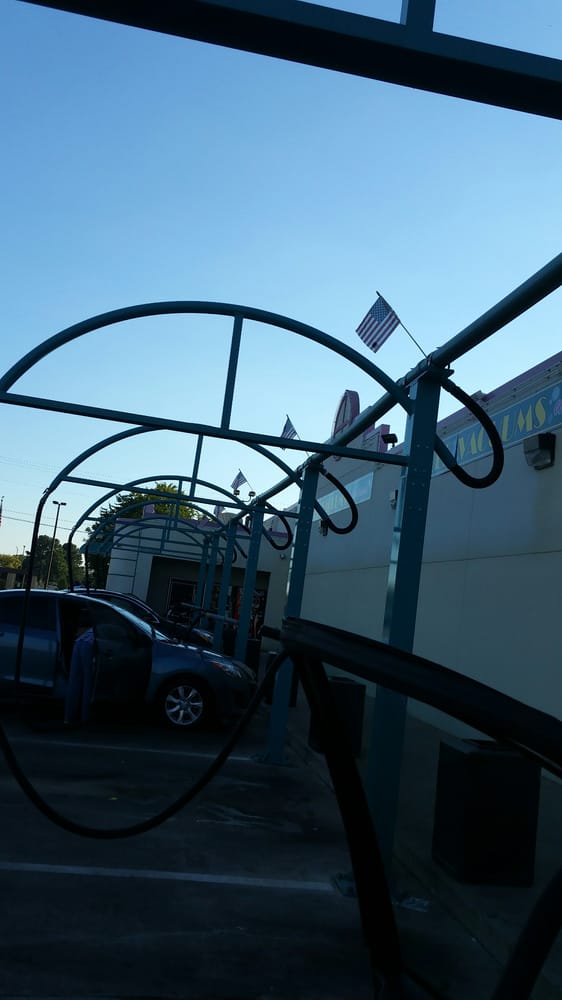 Surf's Up Car Wash