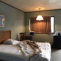 Flamingo Motel & Suites - 46 Photos & 33 Reviews - Hotels - 1220