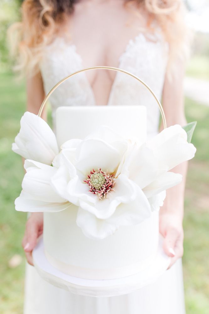 Victory Cakes by Nicoll