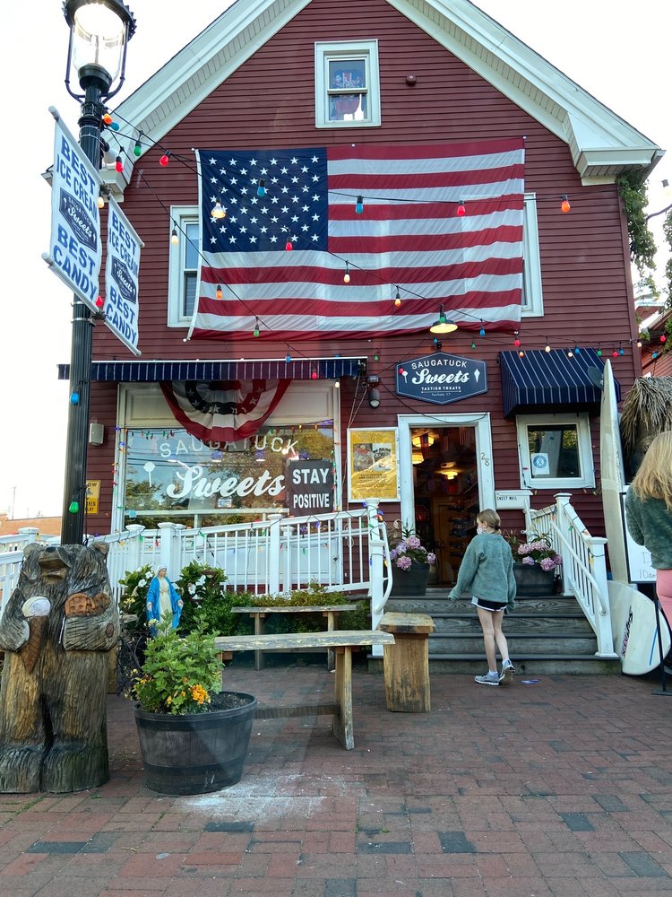 Saugatuck Sweets