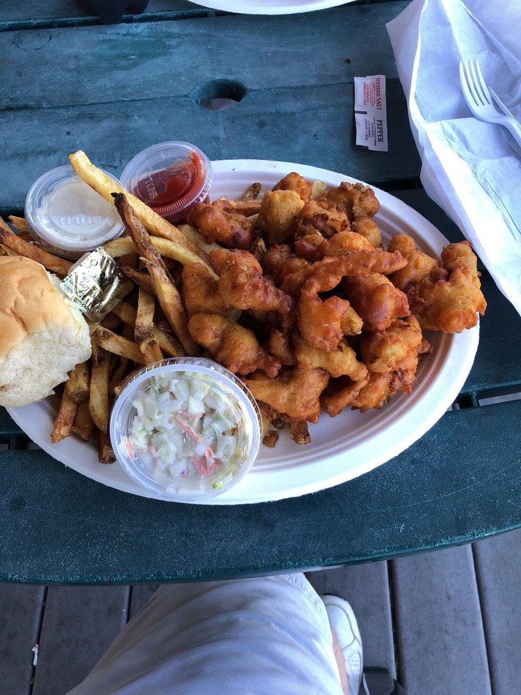 Brownie’s Seafood Seafood 150 US1, Freeport, ME Restaurant