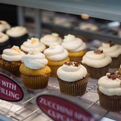 PattyCakes Bakery - 90 Photos & 90 Reviews - Bakeries ...