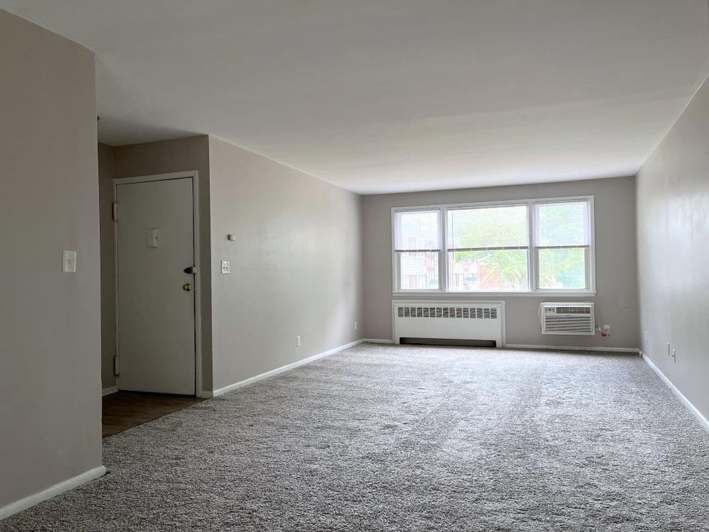 Riverhill Apartments