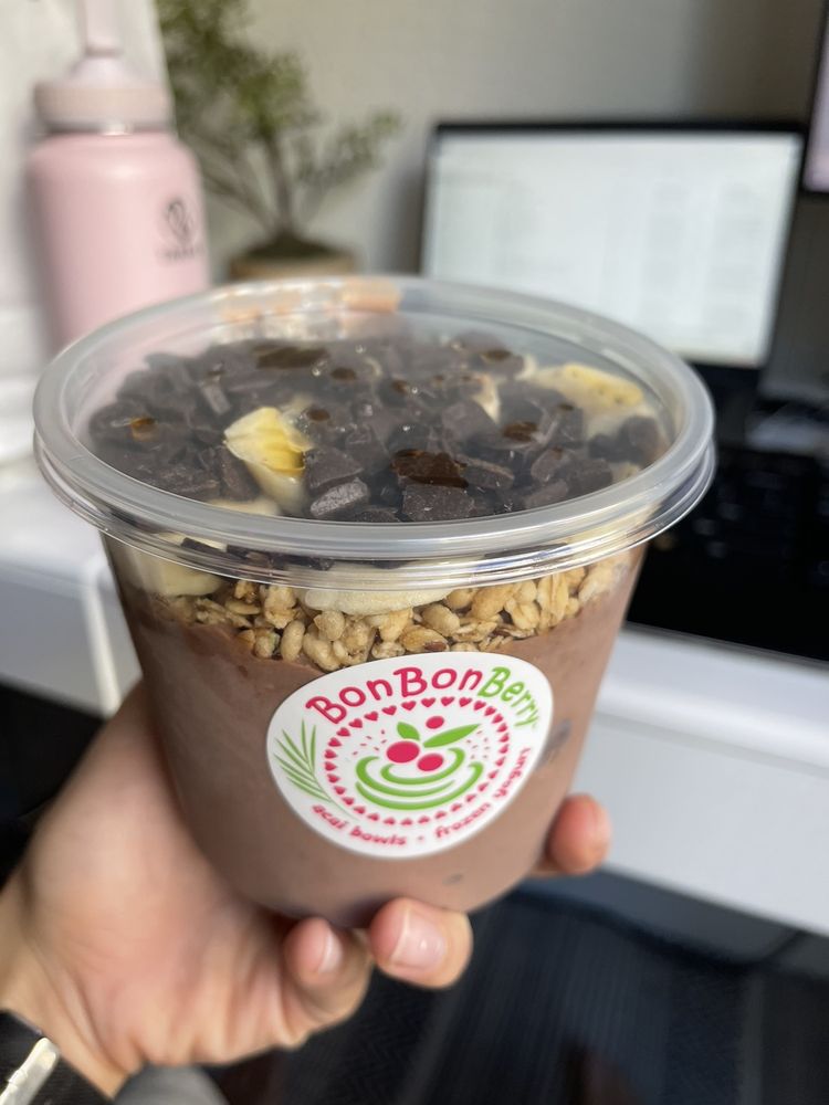 Bon Bon Berry Acai Bowl Frozen Yogurt