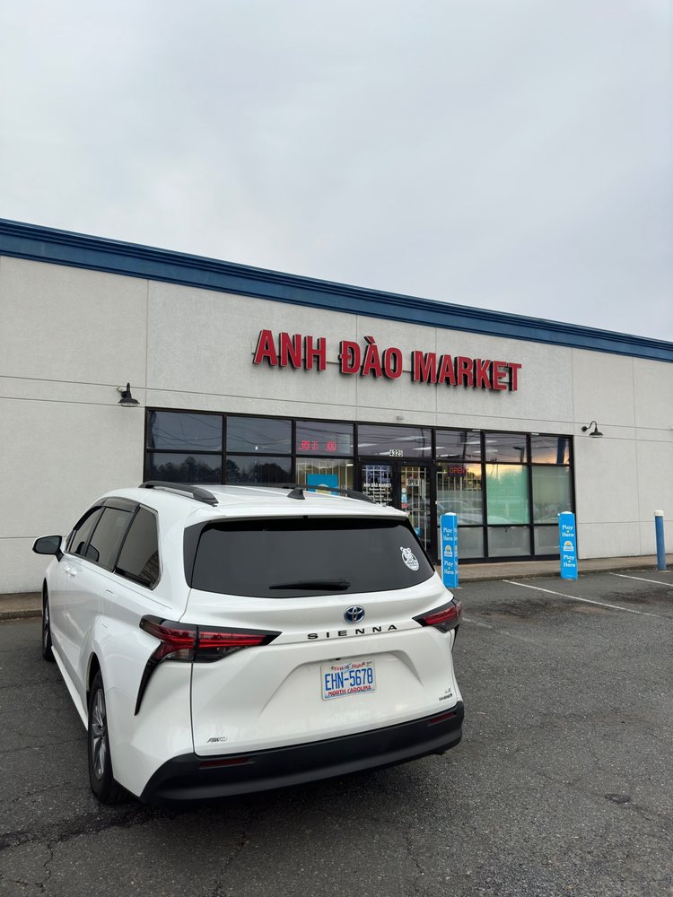 Anh Dao Sakura Oriental Market