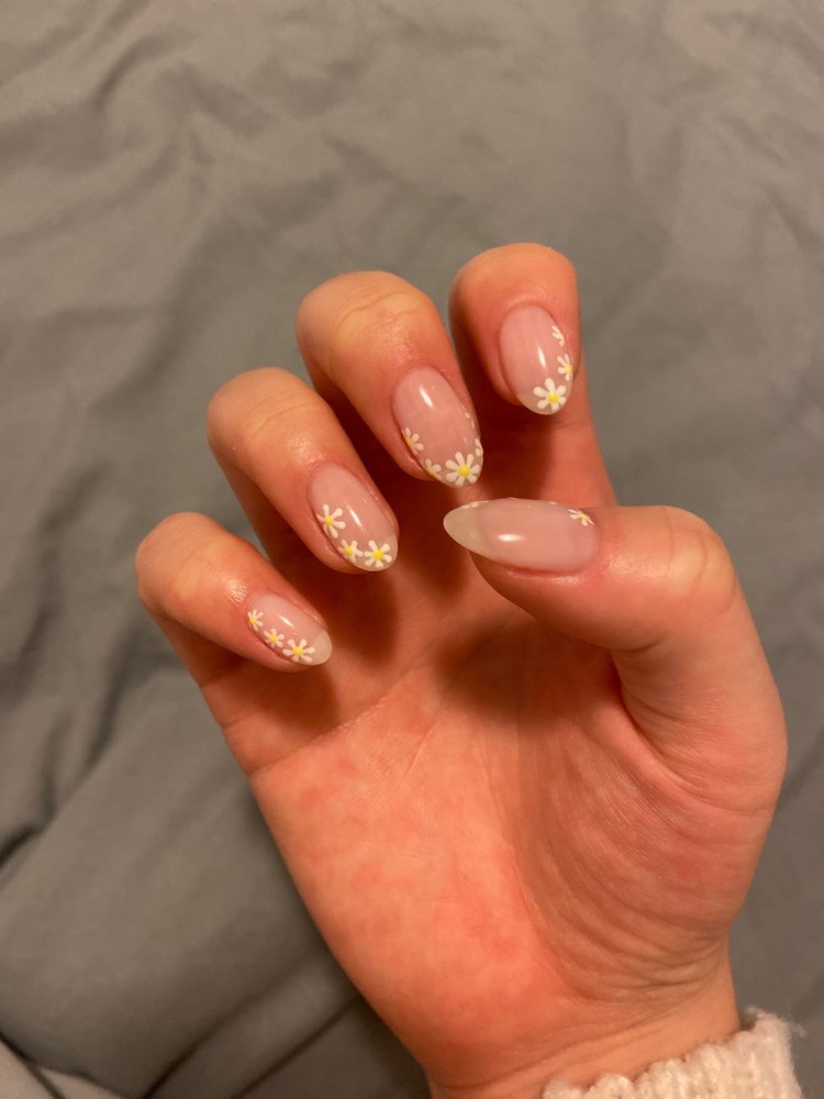 Nails Jonas Beauty