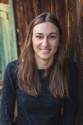 Danielle Dillon - United Country Real Estate