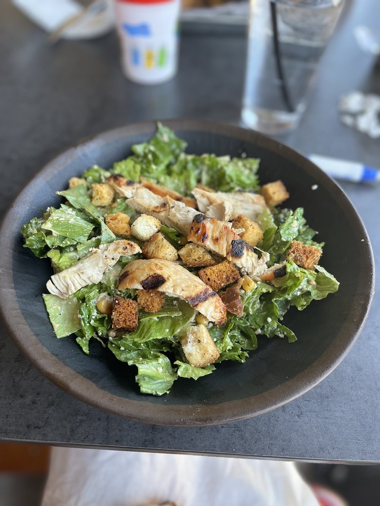 Rear End Gastropub & Garage