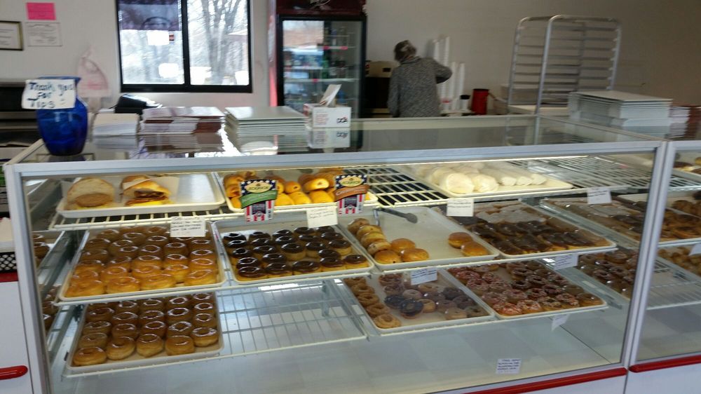 Donut Palace 12 Photos Donuts 131 Hopkins Cir, Camdenton, MO Yelp