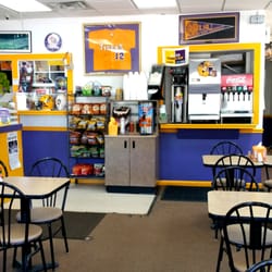 Po Boy Express 82 Photos 28 Reviews Salad 6917 Line Ave Photo Of Po Boy Express Shreveport La United States Inside The