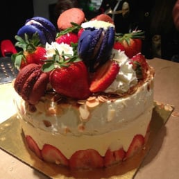 where can i buy opera cake near me