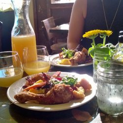 Farmerbrown Closed 1719 Photos 3479 Reviews Soul Food 25 Photo Of Farmerbrown San Francisco Ca United States