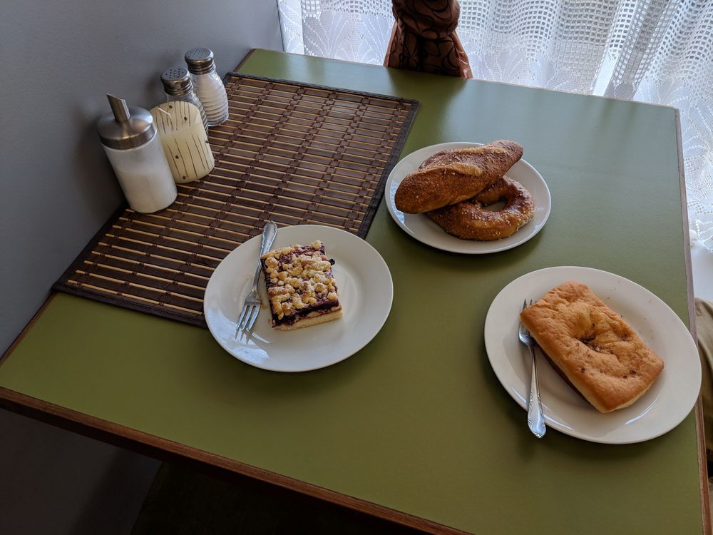 Bread & Bretzel Basket