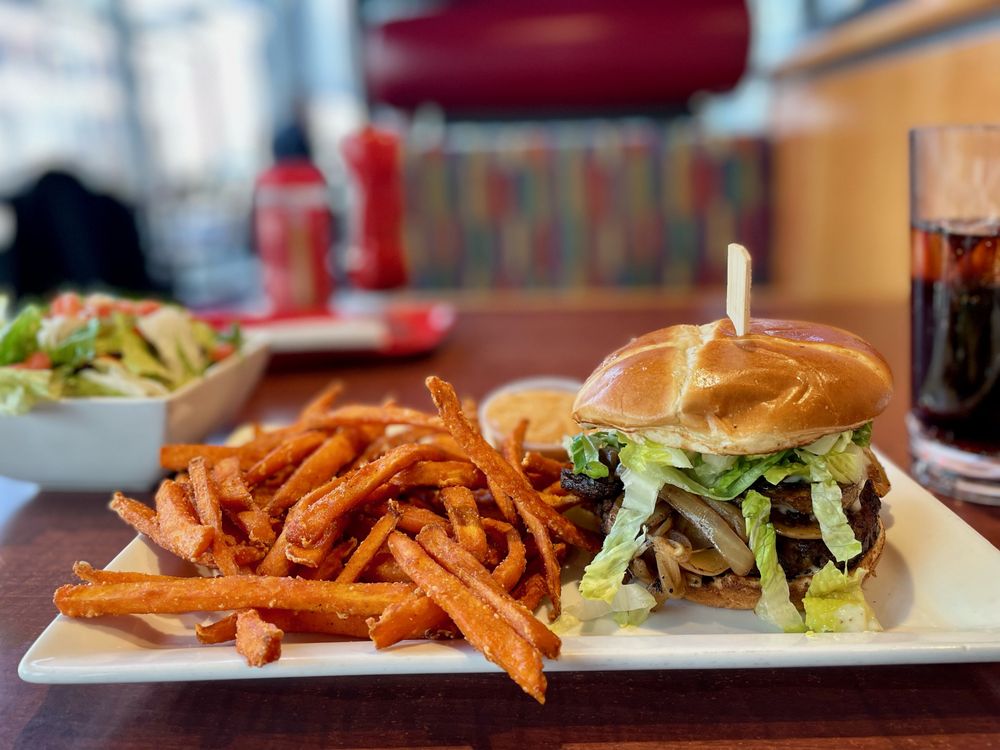 Red Robin Gourmet Burgers and Brews