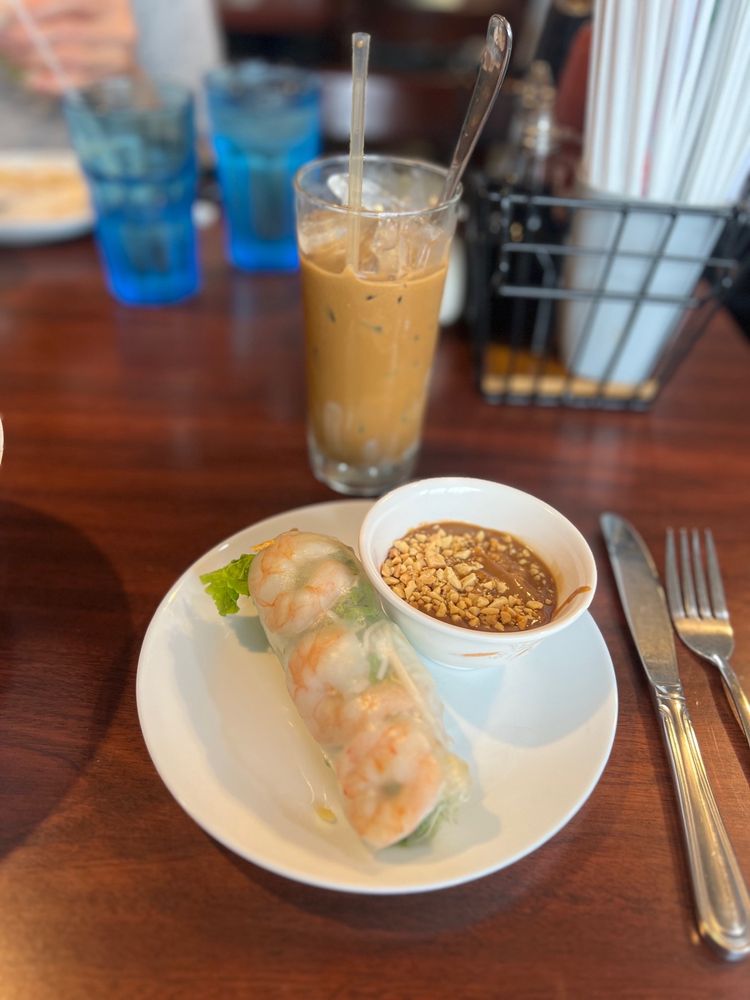 Tuyen’s Asian Bistro