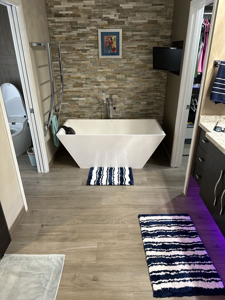Tubs & More Plumbing Showroom