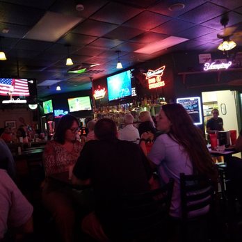 The Clubhouse Restaurant 47 Photos 65 Reviews American Photo Of The Clubhouse Restaurant Garner Nc United States Nice Bar With