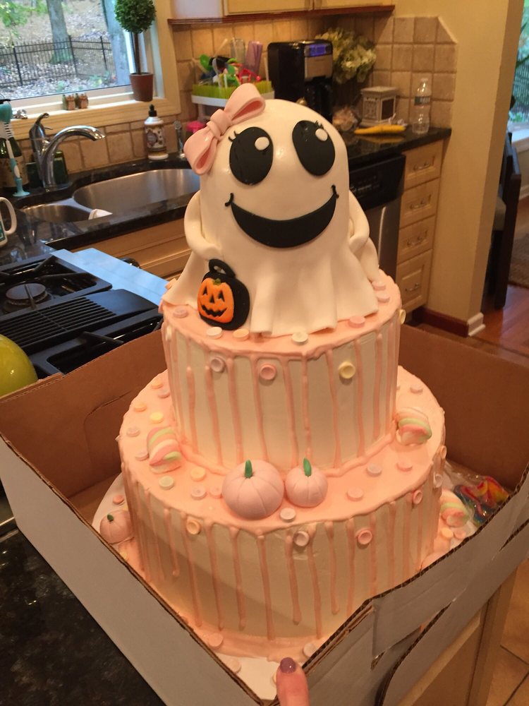 Our Daughters 1st Birthday Cake They Always Make The Most Amazing