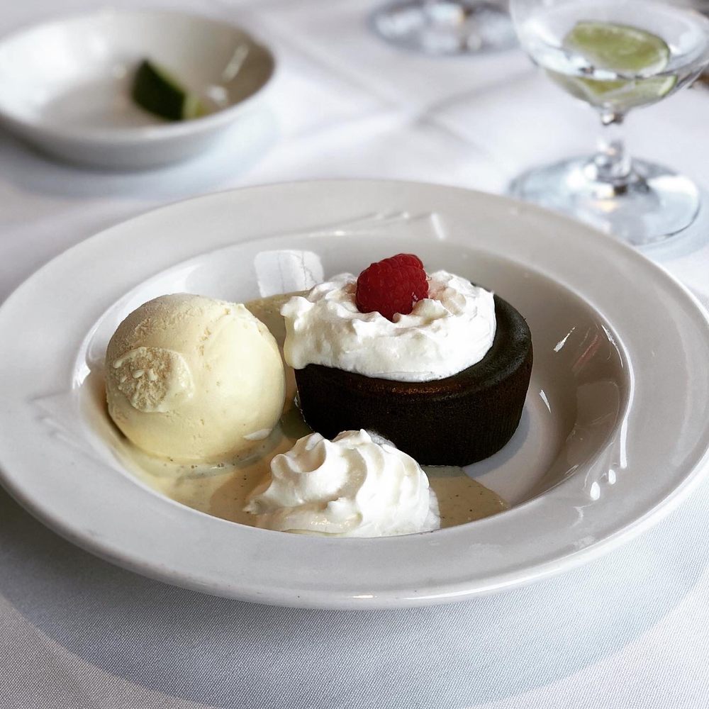 Edgewater Manor Restaurant