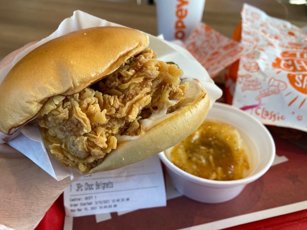 Popeyes Louisiana Kitchen Popeyes Louisiana Kitchen