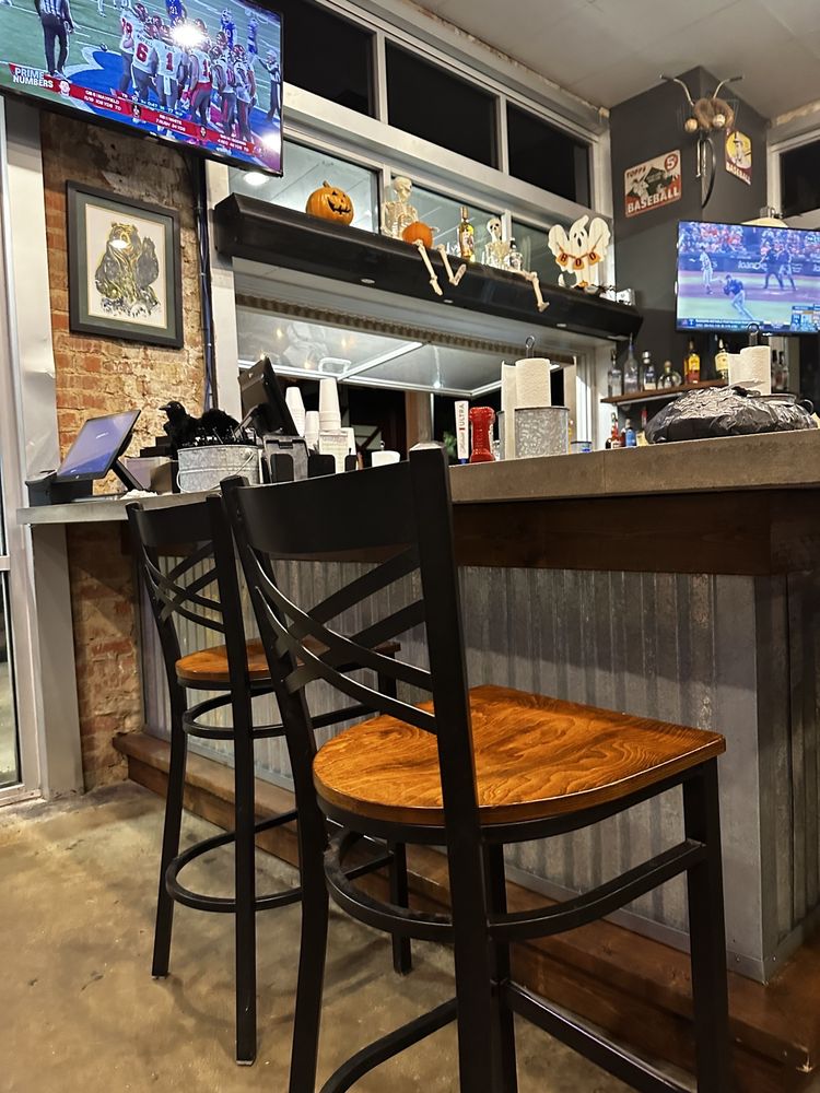 Billy Bob's Burgers Bar & Grill
