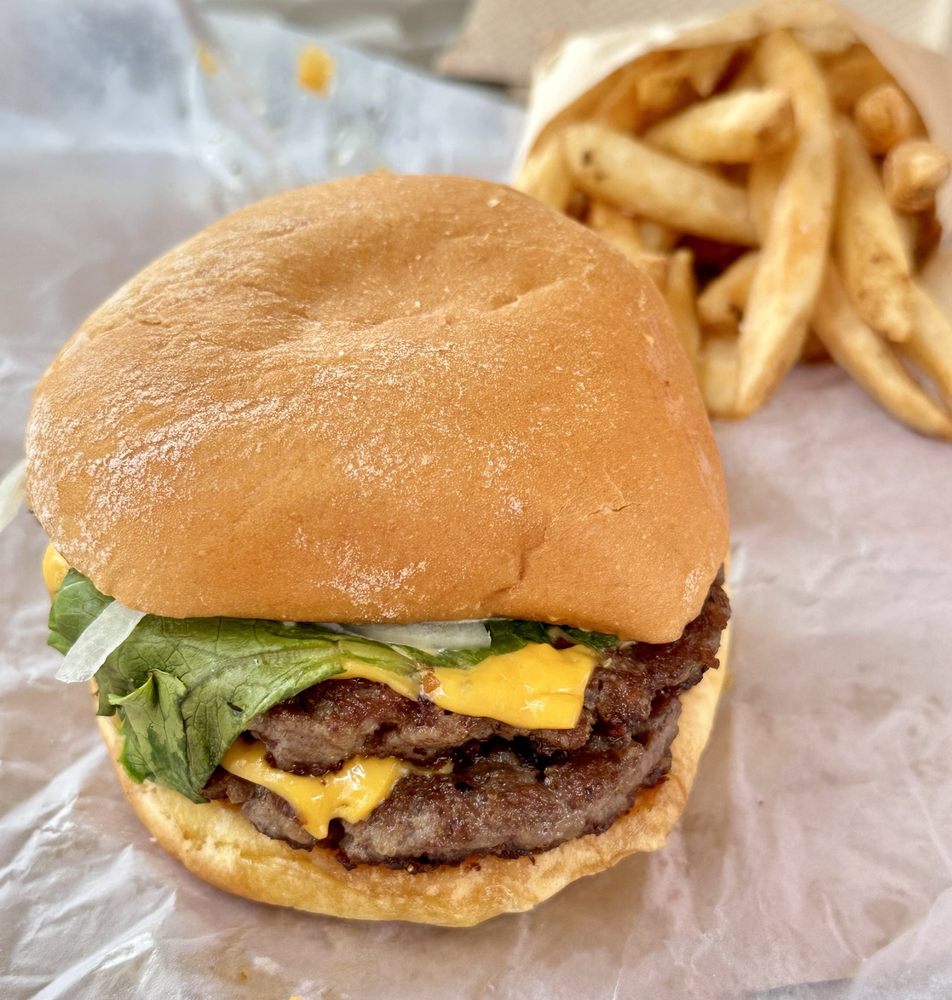 Dick Mondell's Burgers & Fries