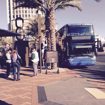 How do you take a round-trip bus ride to Las Vegas?