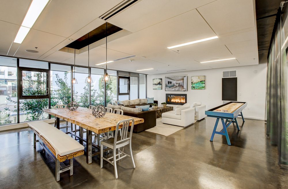 8th + Republican Apartments