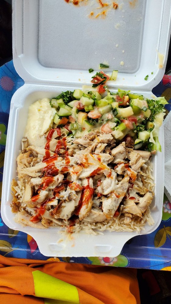 Damas Grill House & Juice Bar
