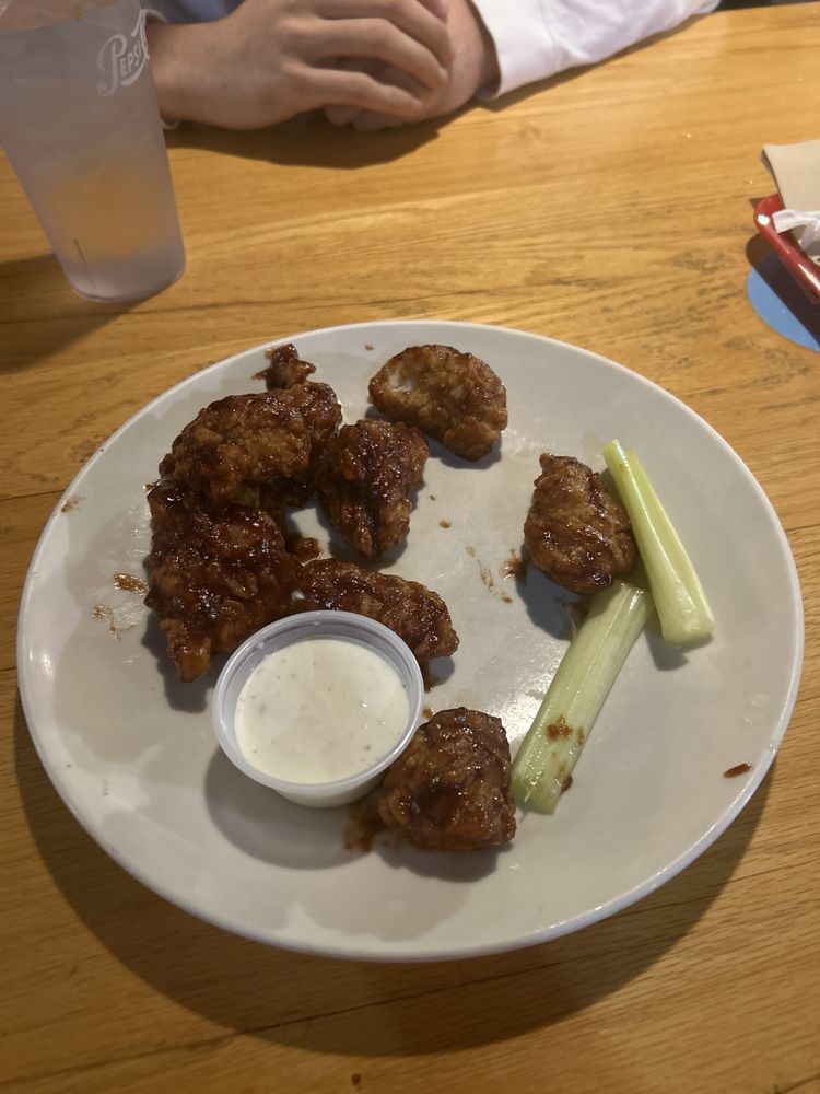 Applebee's Grill + Bar
